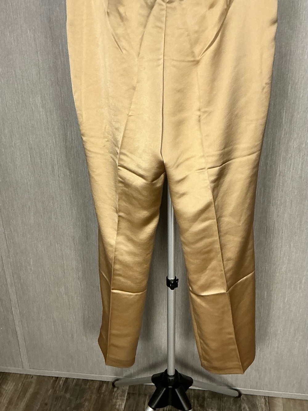 White House Black Market Golden Cream Satin Straight-Leg Pants Size 4 - Picture 14 of 16